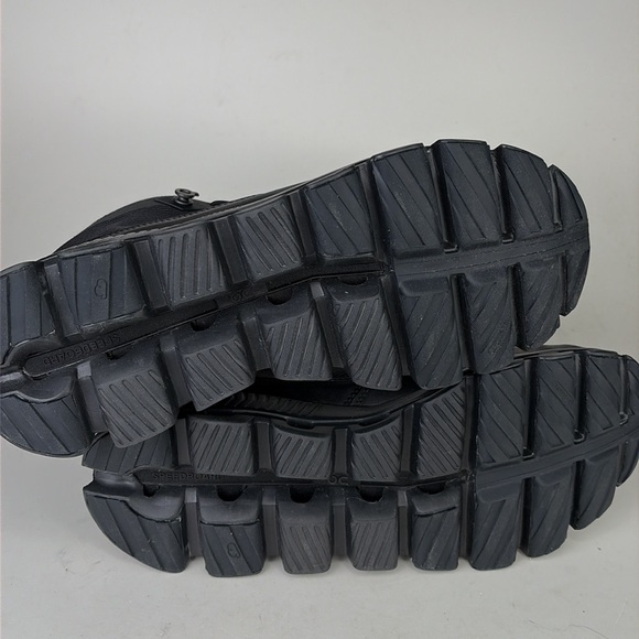 Cloud High Waterproof Triple Black size 10.5 - Picture 7 of 9